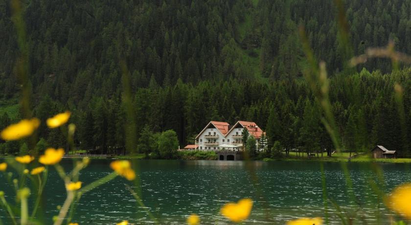Hotel Seehaus - Only Adults - Mountain Lake Resort Anterselva di Mezzo Exterior foto